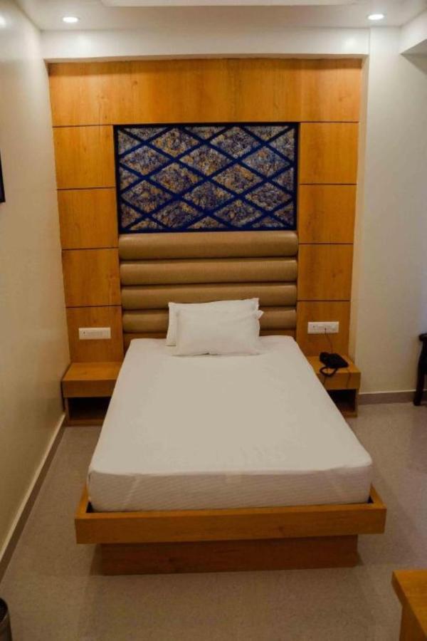 Hotel Grand Lotus Dimāpur Esterno foto